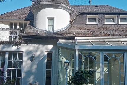 Haus Ranstadt - 9 Zimmer, 280 m&sup2;, 490.000&euro; | Angebot:27083584