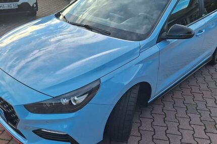 Hyundai i30 73.357 km 23.900 € Bad Kötzting 93444
