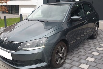 Skoda Fabia 92.458 km 6.999 &euro; Wuppertal 42329