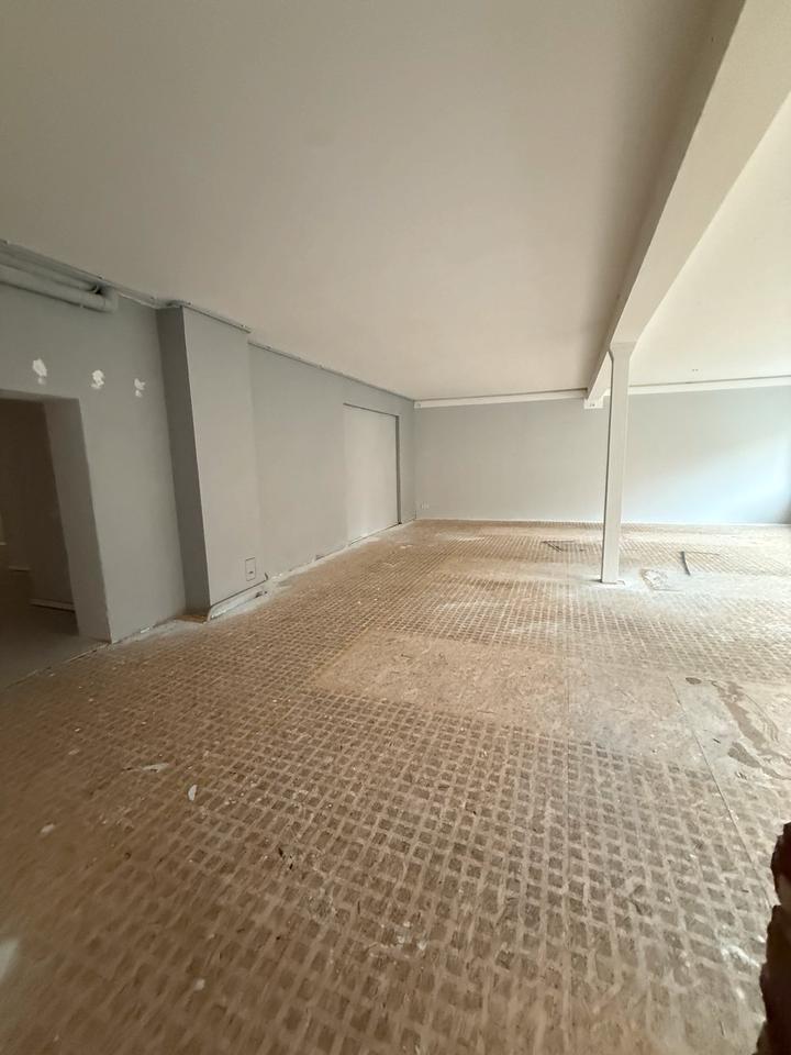 Vielseitige Fläche für Fitnessstudio, Yoga Space, Büro, Praxis zimmer