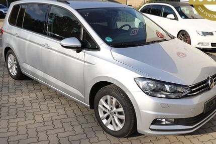 VW Touran 204.300 km 10.964 € Uelzen 29525