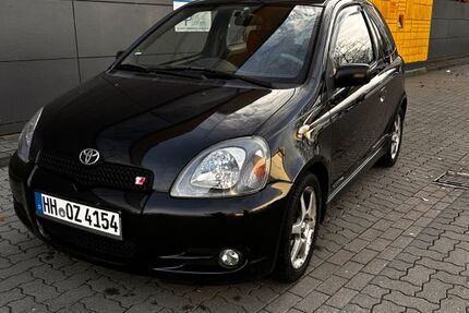 Toyota Yaris 205.548 km 1.900 &euro; Hamburg 21147