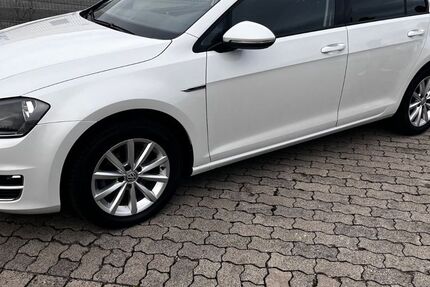 VW Golf 108.000 km 9.100 &euro; Gifhorn 38518