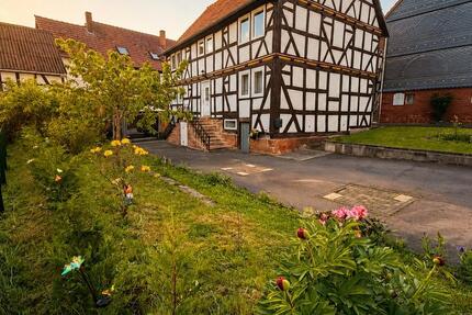 Haus Stadtallendorf - 5 Zimmer, 180 m&sup2;, 259.000&euro; | Angebot:27022985
