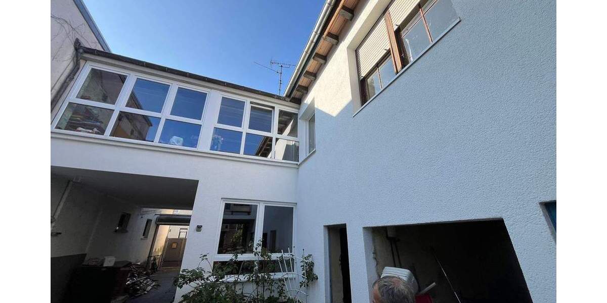 Etagenwohnung Pfungstadt - 8 Zimmer, 200 m&sup2;, 450.000&euro; | Angebot:24654458