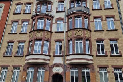 Geräumige 3-Raum-Wohnung mit Balkon nahe Gutenberggymnasium