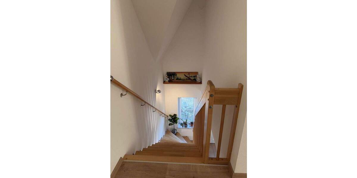 Großzügiges Einfamilienhaus mit umlaufender Terrasse 6 zimmer