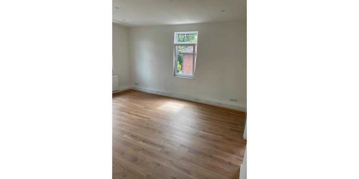 Etagenwohnung Uetze - 4 Zimmer, 88 m&sup2;, 900&euro; | Angebot:26415856