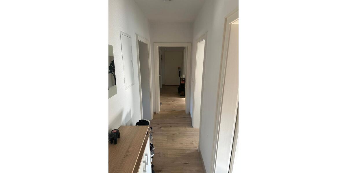Etagenwohnung Wilhelmshaven Heppens - 5 Zimmer, 93 m&sup2;, 629&euro; | Angebot:26536420