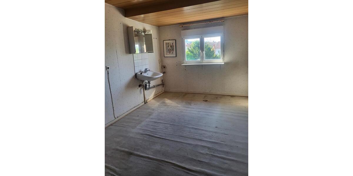 Etagenwohnung Heppenheim (Bergstraße) - 5 Zimmer, 120 m&sup2;, 310.000&euro; | Angebot:26940627
