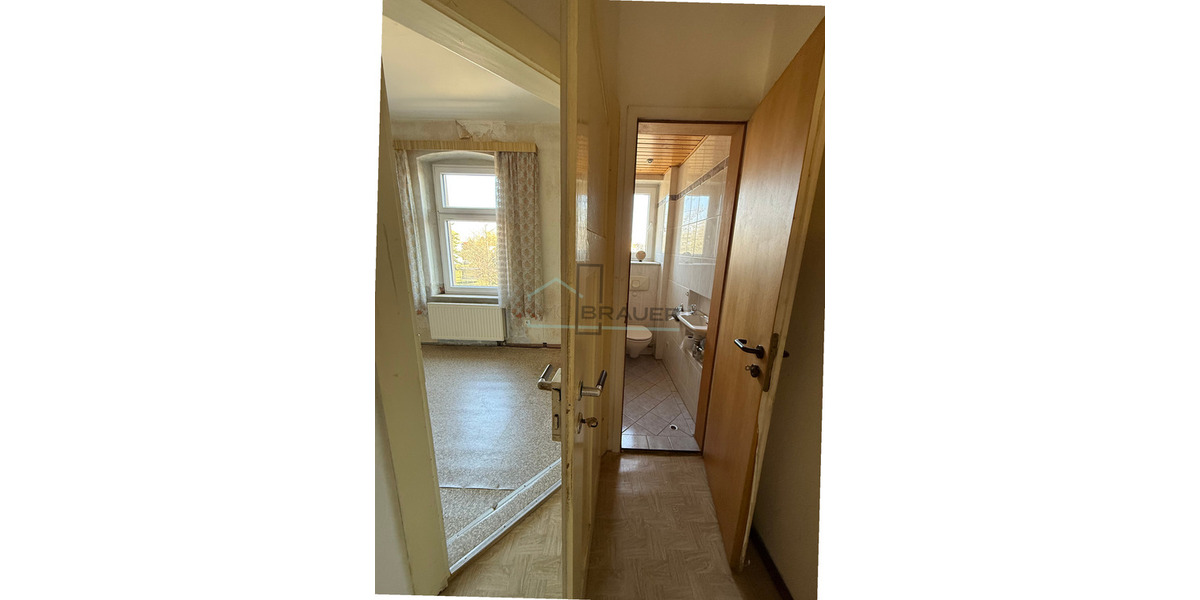 Mehrfamilienhaus, Wohnhaus Bischofswerda - 9 Zimmer, 228 m&sup2;, 159.000&euro; | Angebot:26275434