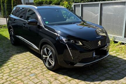 Peugeot 5008 32.090 km 24.990 &euro; Detmold 32756