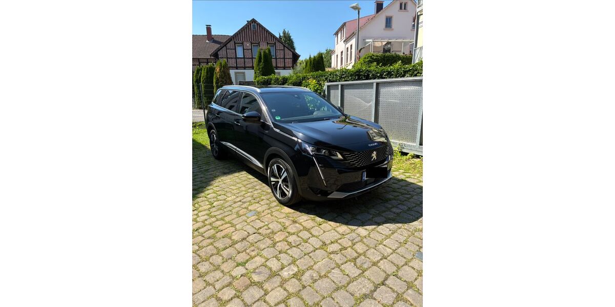 Peugeot 5008 32.090 km 24.990 &euro; Detmold 32756
