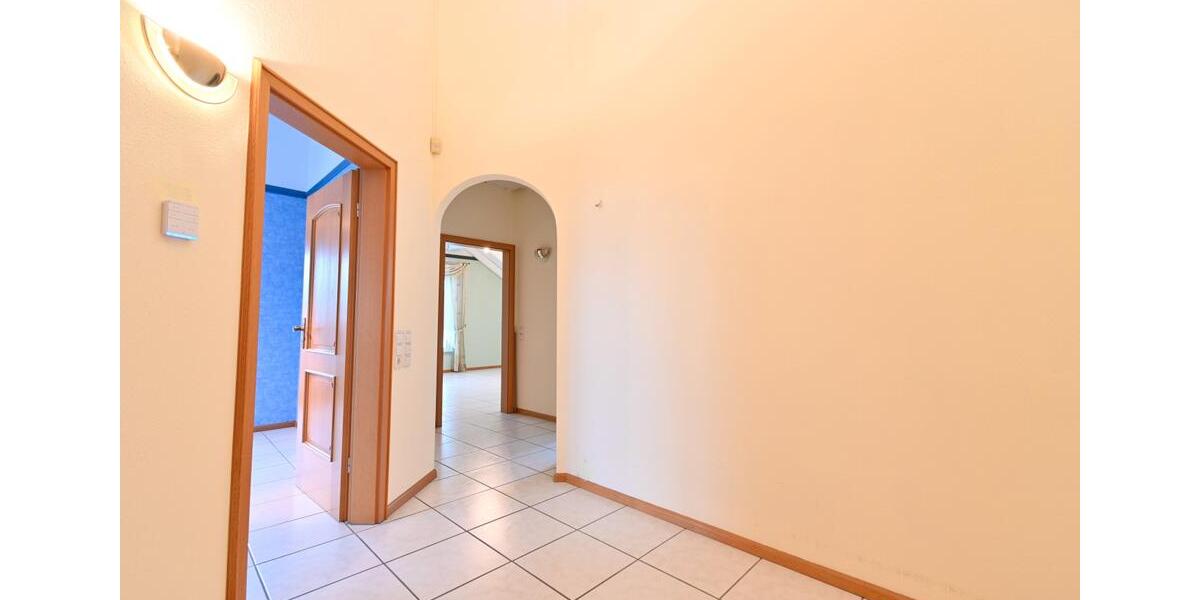Maisonettenwohnung Emmendingen - 6.5 Zimmer, 224 m&sup2;, 2.480&euro; | Angebot:26066448