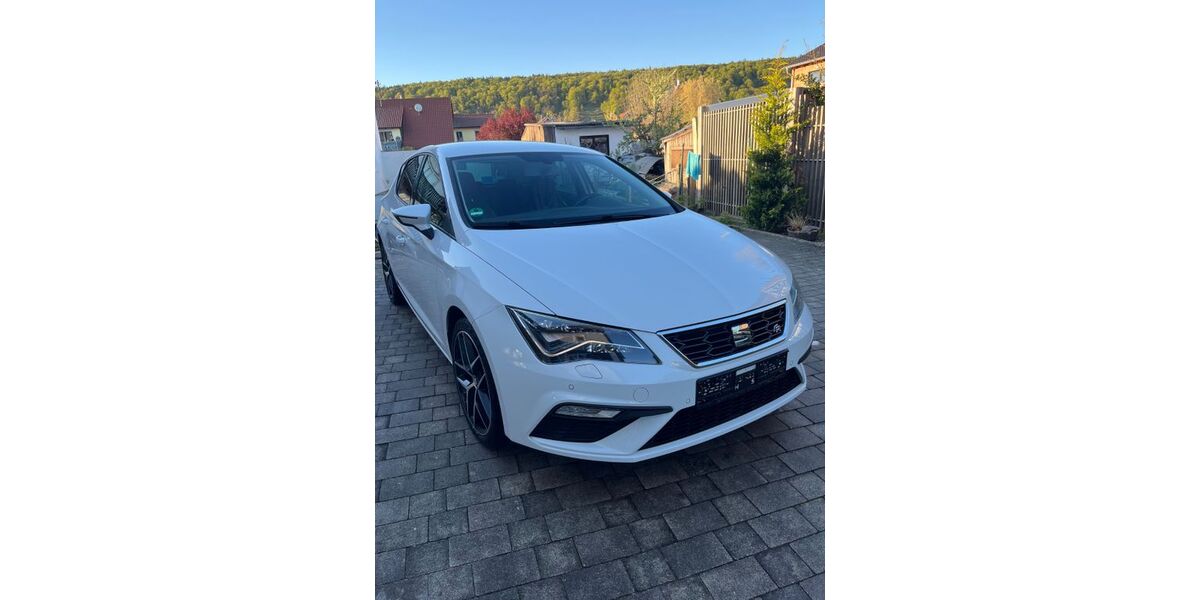 Seat Leon 87.271 km 13.000 &euro; Kelheim 93309