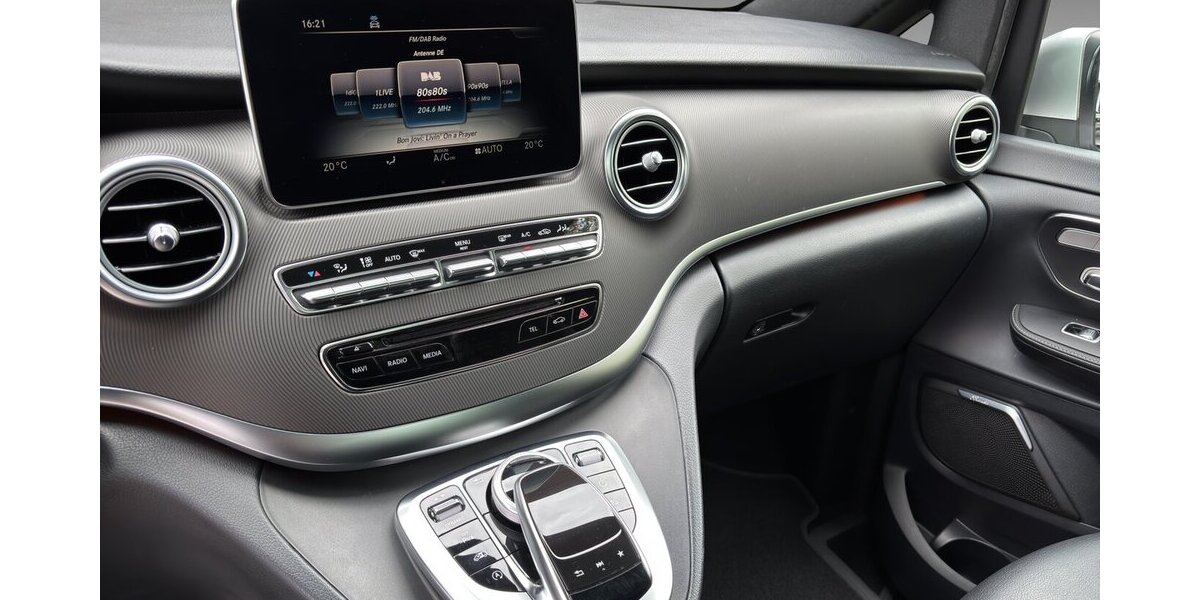 Mercedes-Benz V 250 lang AMG Pano Leder Burm 360° AHK 19´ 129.987 km 44.400 &euro; Wuppertal 42327