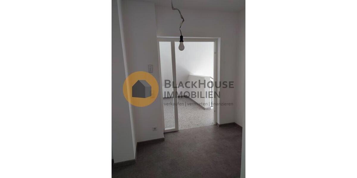 Einfamilienhaus Ingolstadt Südost - 6 Zimmer, 187 m&sup2;, 2.400&euro; | Angebot:24976018