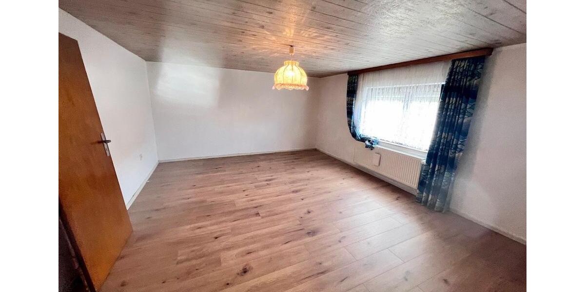Einfamilienhaus Malberg - 6 Zimmer, 159 m&sup2;, 1.350&euro; | Angebot:26385805