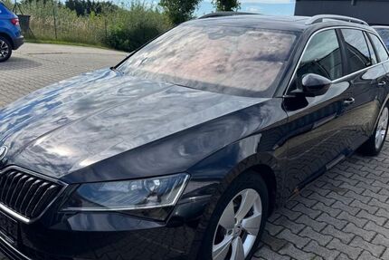 Skoda Superb 199.000 km 9.490 &euro; Otterskirchen 94575