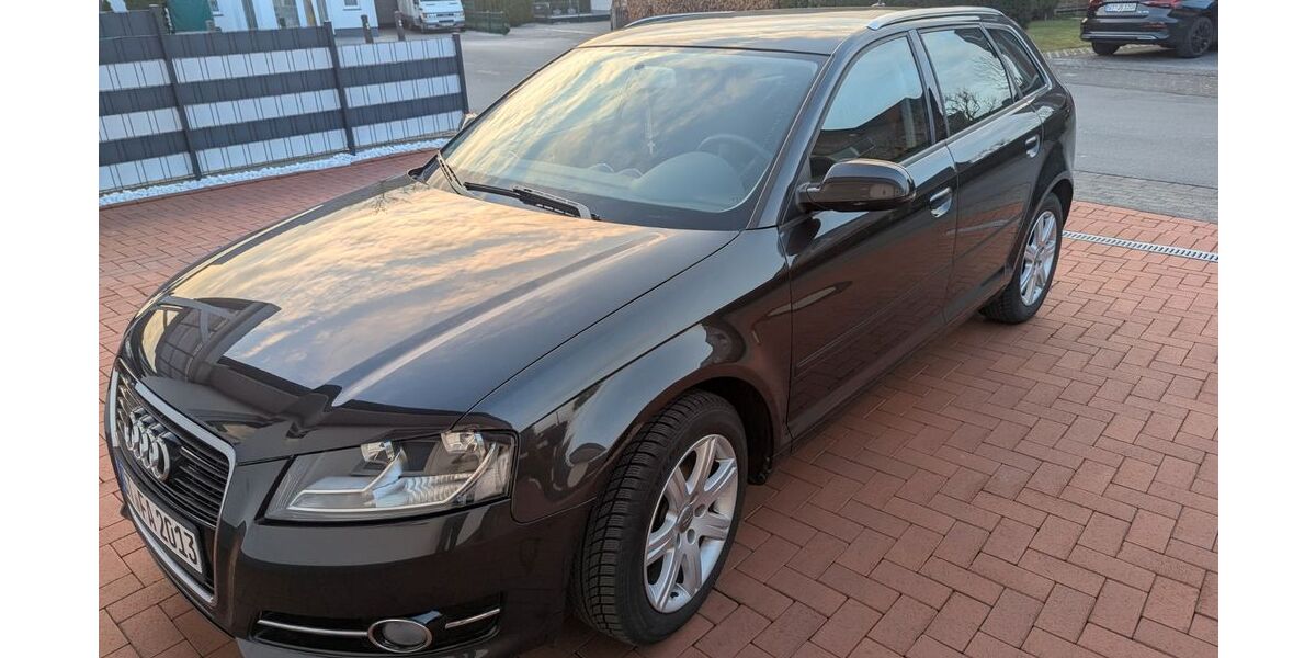 Audi A3 160.000 km 10.500 &euro; Verl 33415