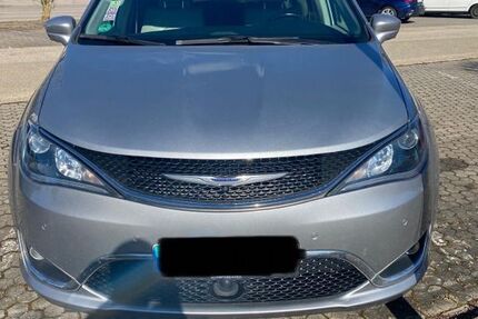 Chrysler Pacifica 139.000 km 18.000 &euro; Herrieden 91567