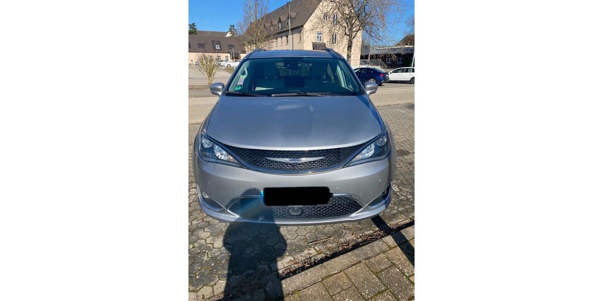 Chrysler Pacifica 139.000 km 18.000 &euro; Herrieden 91567