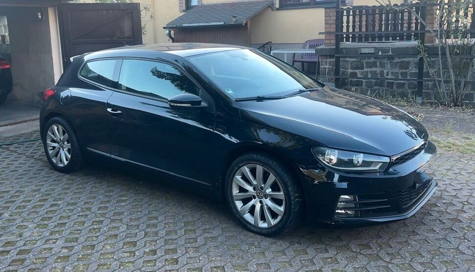 VW Scirocco 125.000 km 8.990 € Treptow 12526