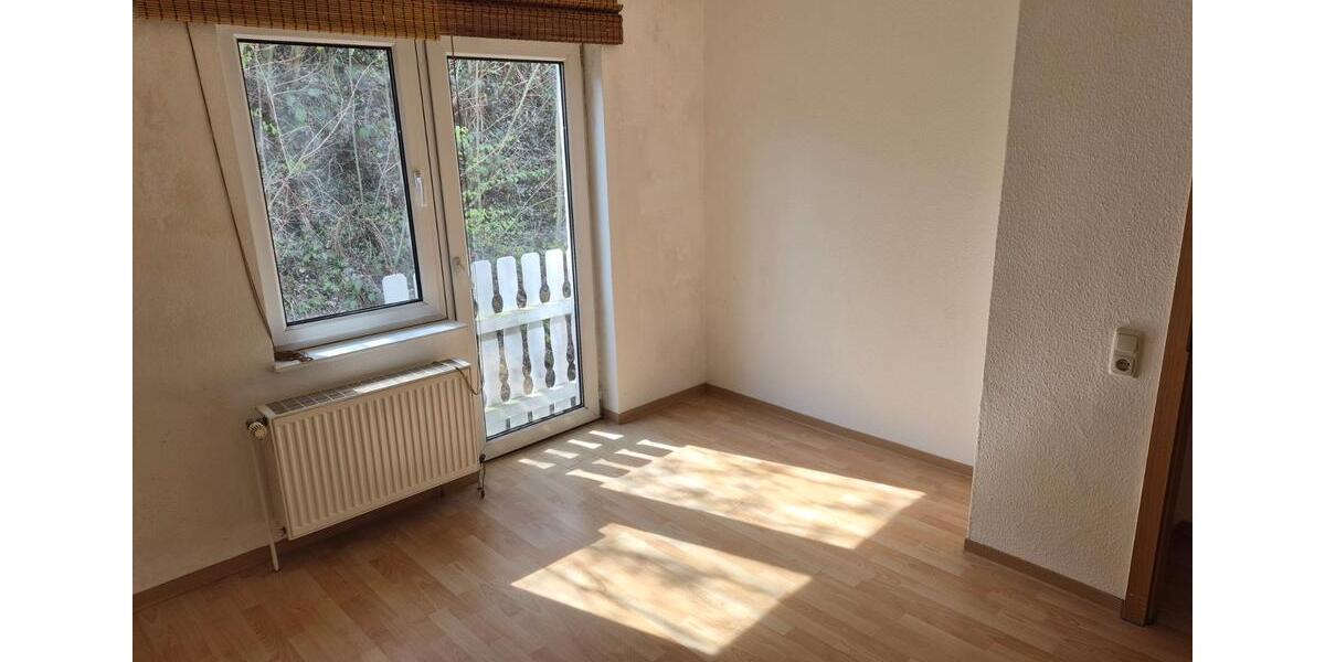 Etagenwohnung Altena - 2 Zimmer, 64 m&sup2;, 320&euro; | Angebot:26166755