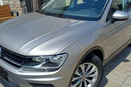 VW Tiguan 42.000 km 20.800 &euro; Harburg 86655