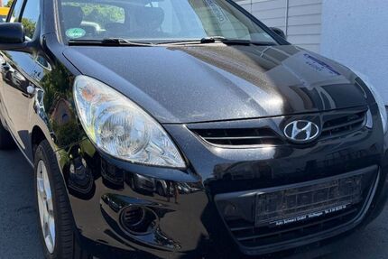 Hyundai i20 311.000 km 1.799 &euro; Niestetal 34266