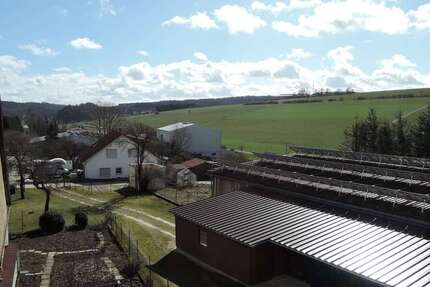 Haus zum Kaufen in Steinheim- Söhnstetten 329.000 € 297.43 m² 8 zimmer