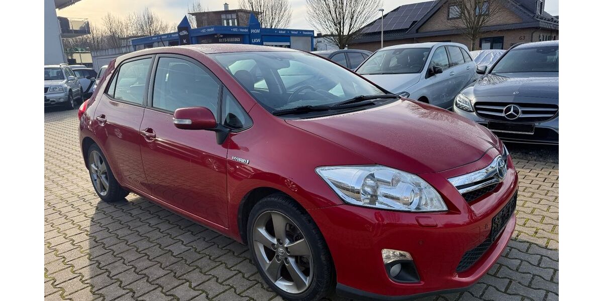 Toyota Auris 135.830 km 8.999 &euro; Fuldabrück-Bergshausen 34277