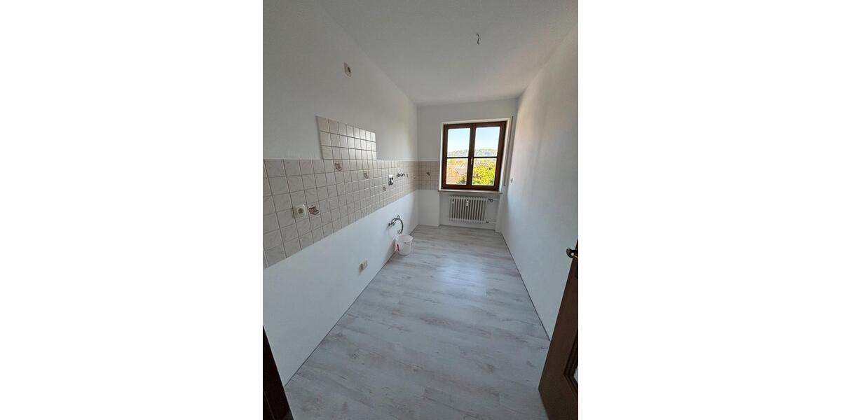 Etagenwohnung Neuötting - 3 Zimmer, 83 m&sup2;, 913&euro; | Angebot:26475315