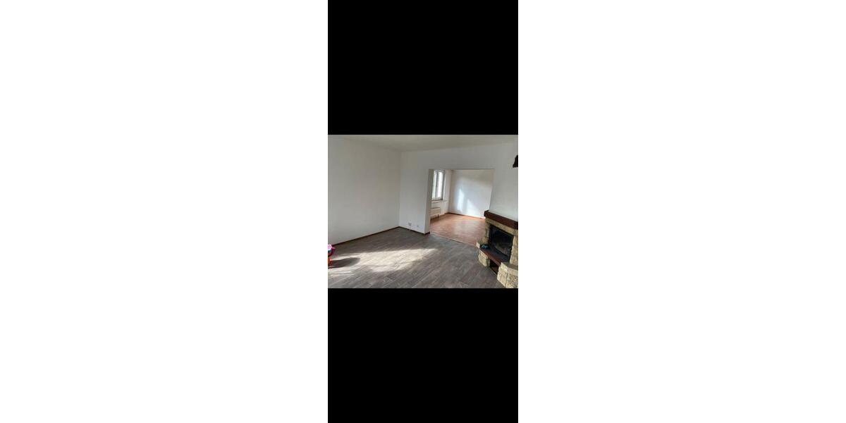 Erdgeschoßwohnung Schmalkalden - 2 Zimmer, 65 m&sup2;, 400&euro; | Angebot:25268325