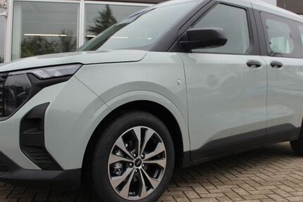 Ford Tourneo Courier 5.000 km 24.690 € Bad Lobenstein 07356