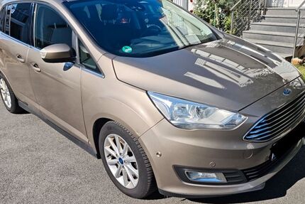 Ford C-Max 106.700 km 10.990 &euro; Düsseldorf 40591