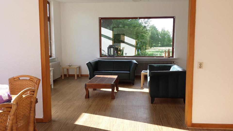 Einfamilienhaus Ovelgönne - 5 Zimmer, 150 m&sup2;, 990&euro; | Angebot:25909195