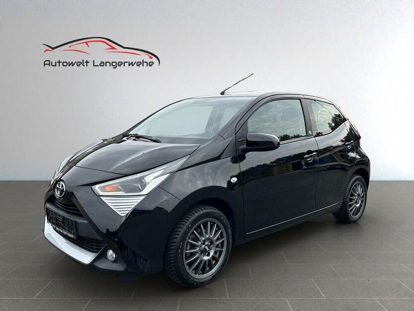 Aygo (X)