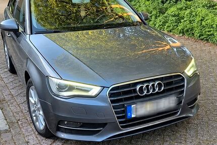 Audi A3 327.000 km 3.000 &euro; Emden-Barenburg 26721