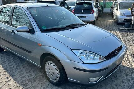 Ford Focus 153.778 km 800 € Hoppegarten 15366