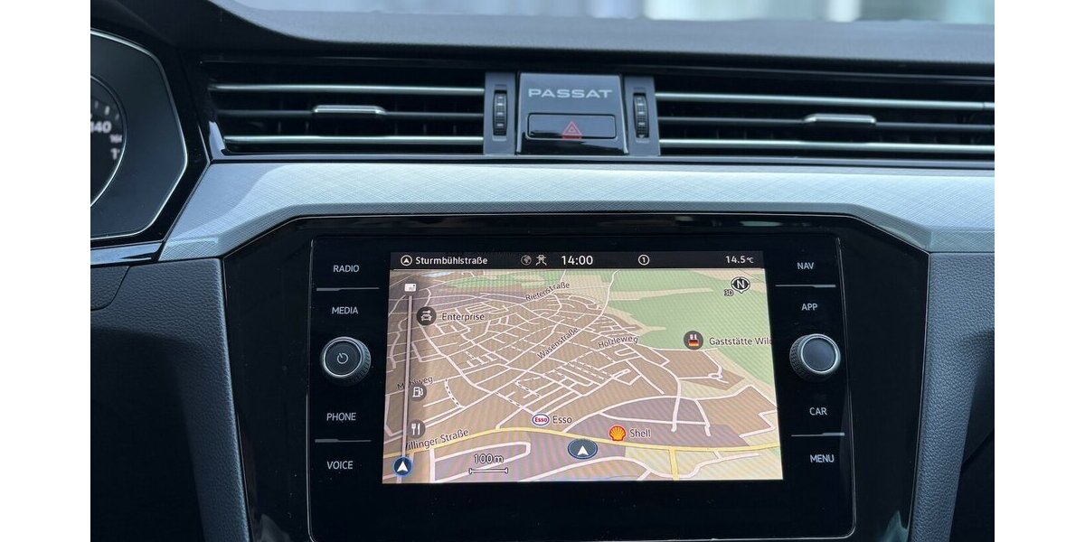 VW Passat 2.0 TDI Variant Business NAVI/KAMERA/ACC 189.309 km 17.800 &euro; Villingen-Schwenningen 78054