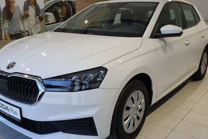 Skoda Fabia 38.739 km 14.890 &euro; Dresden 01067