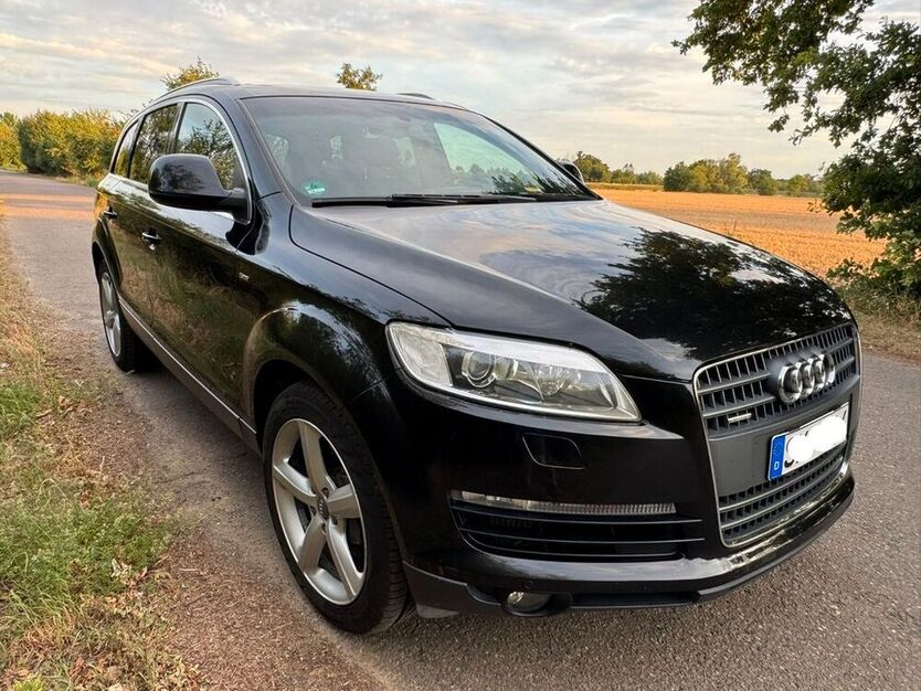Q7