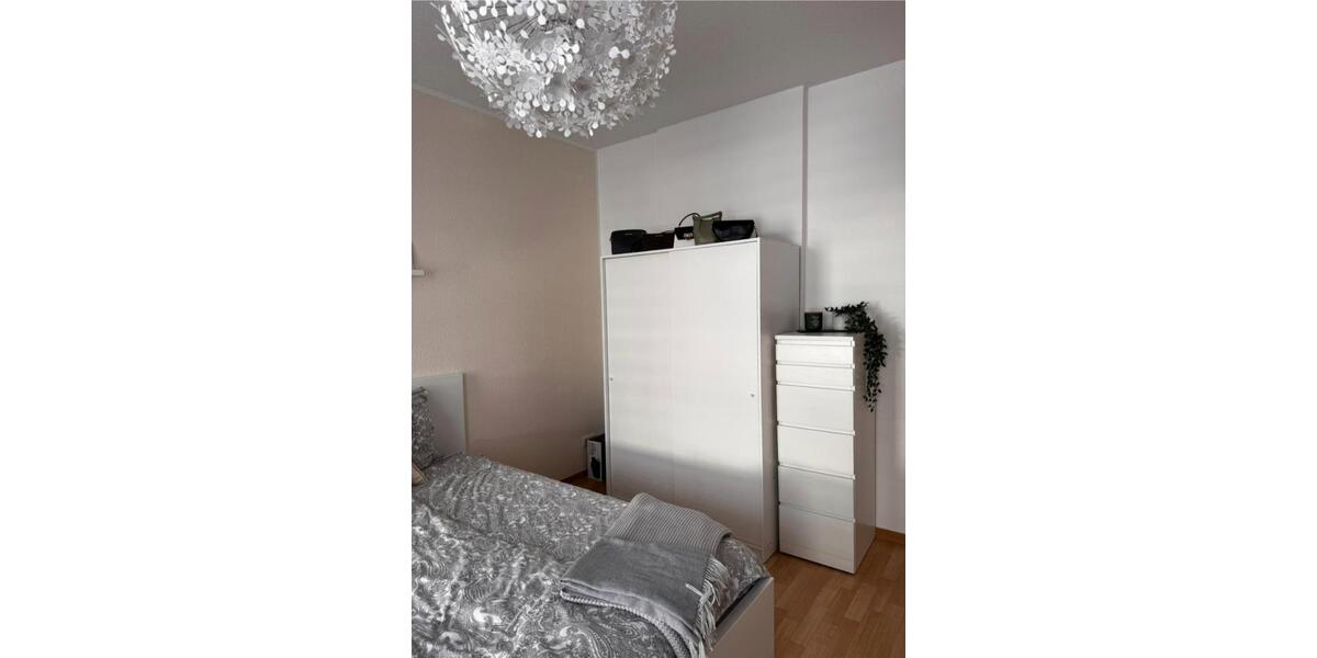 Etagenwohnung Erfurt Johannesplatz - 1 Zimmer, 35 m&sup2;, 415&euro; | Angebot:25537833
