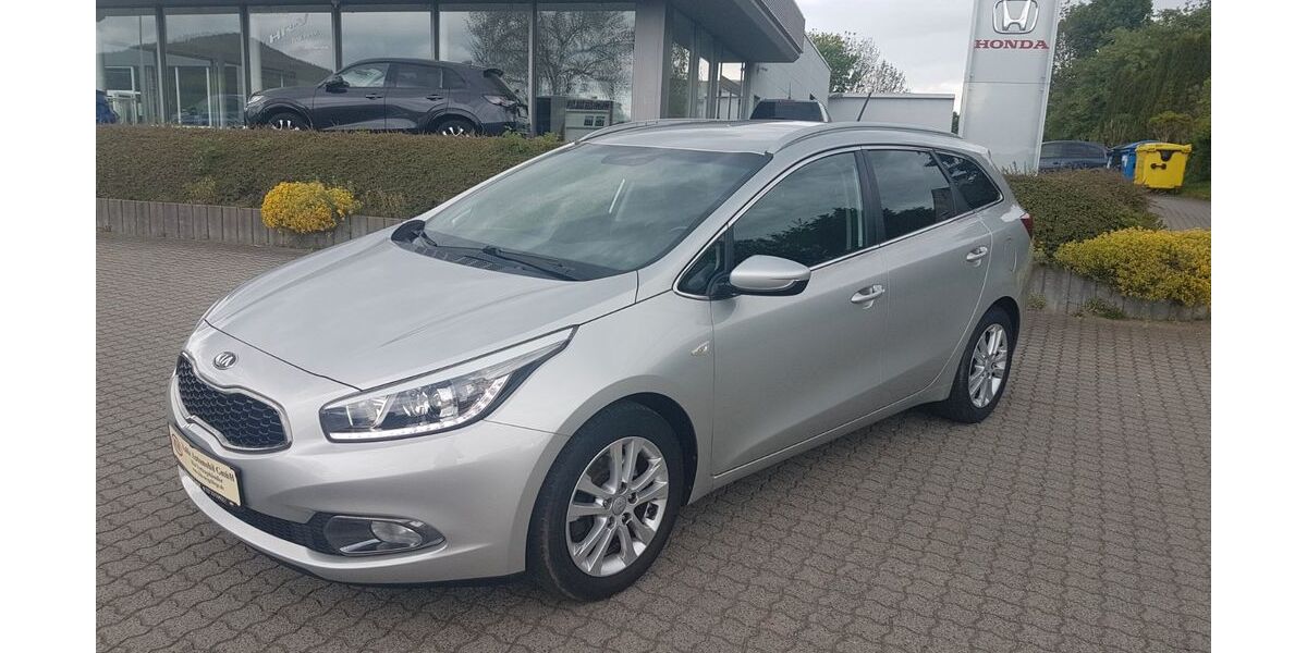 Kia ceed / Ceed 124.064 km 8.990 &euro; Annaberg-Buchholz 09456