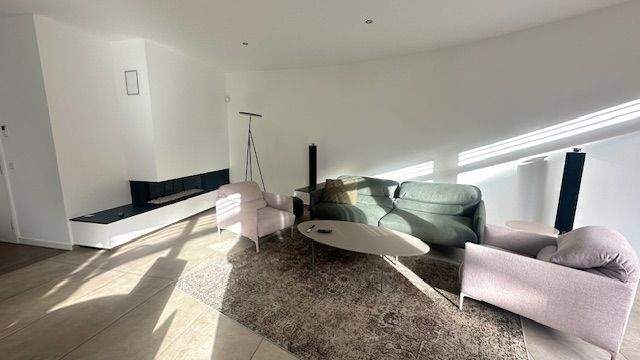 Etagenwohnung Essen Bredeney - 5 Zimmer, 190 m&sup2;, 3.200&euro; | Angebot:24796001