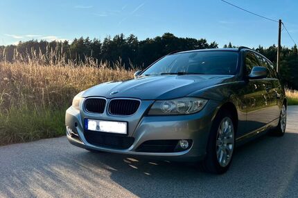 BMW 320 332.000 km 4.190 € Berg 92348