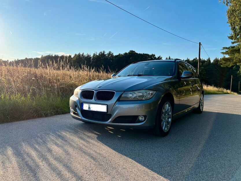 BMW 320 332.000 km 4.190 € Berg 92348