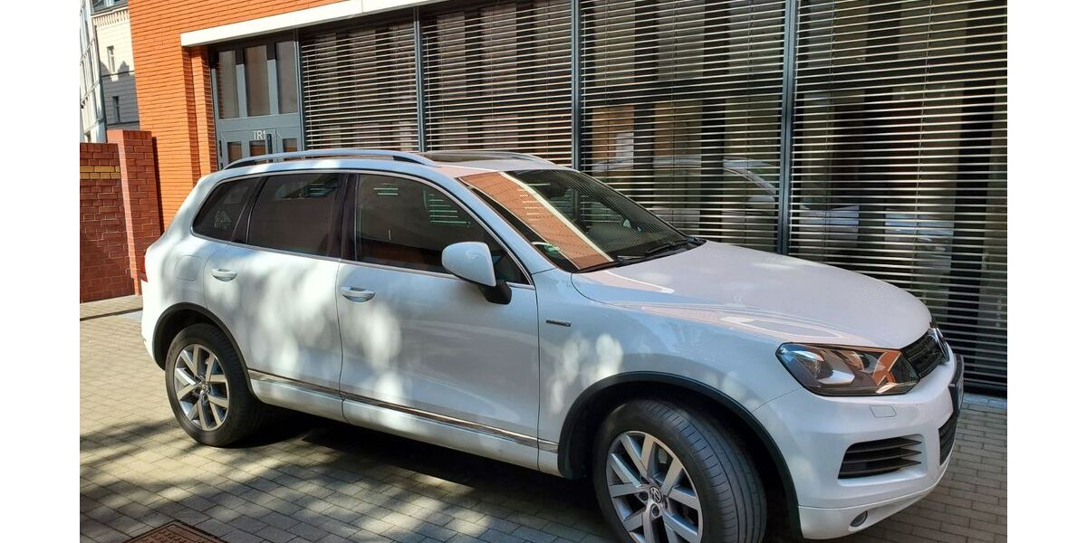 VW Touareg 165.000 km 15.900 &euro; Berlin 14167