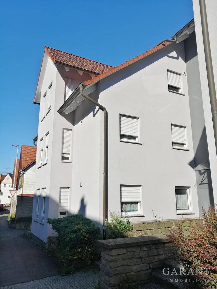 Idyllisches Zabergäu: 2 Zimmer-Wohnung mit Balkon und PKW-Stellplatz in Brackenheim zu verkaufen!